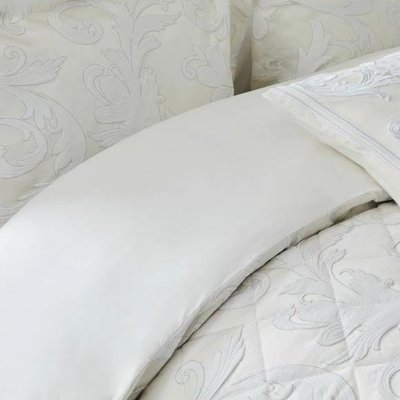 Best reviews of โ๏ธ Dorma Dorma Acanthus Jacquard Bedspread ๐ - Image 2