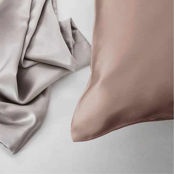 New โค๏ธ Dorma Dorma Rose Silk Pillowcase ๐ฅฐ - Image 3
