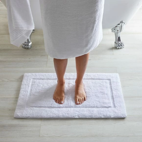 Flash Sale โ Dorma Dorma Sumptuously Soft Snow Bath Mat ๐ - Image 3