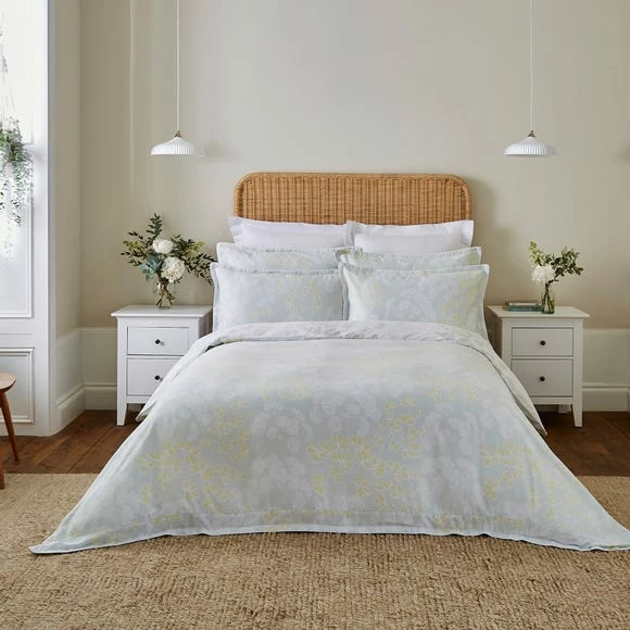 Best Sale โ Dorma Dorma Daylesford Green 100% Cotton Duvet Cover and Pillowcase Set ๐