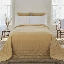 Promo 😍 Dorma Dorma Adeena Buttermilk Bedspread 🥰