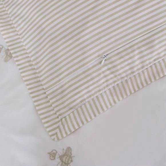 Buy โจ Dorma Dorma Bee Embroidery 100% Cotton Oxford Pillowcase Pair โ๏ธ - Image 3