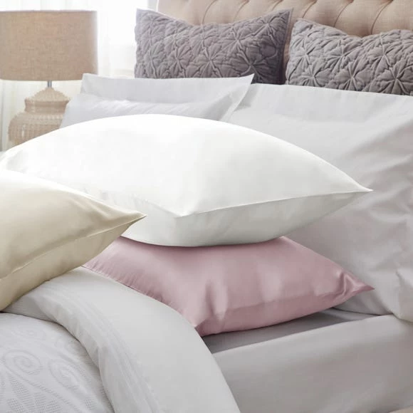 Best deal 😉 Dorma Dorma Blush Silk Pillowcase ❤️ - Image 3