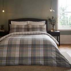 Outlet 🤩 Dorma Dorma Heritage Check 100% Brushed Cotton Duvet and Pillowcase Set 🎁