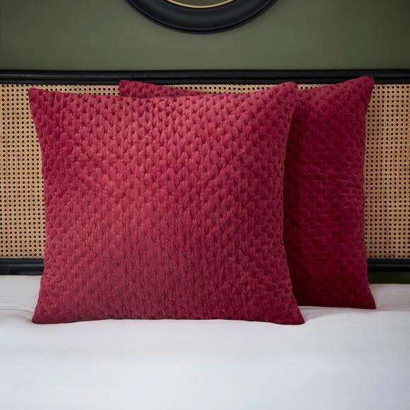 Best Pirce ๐ฅฐ Dorma Dorma Genevieve Red Continental Square Pillowcase ๐